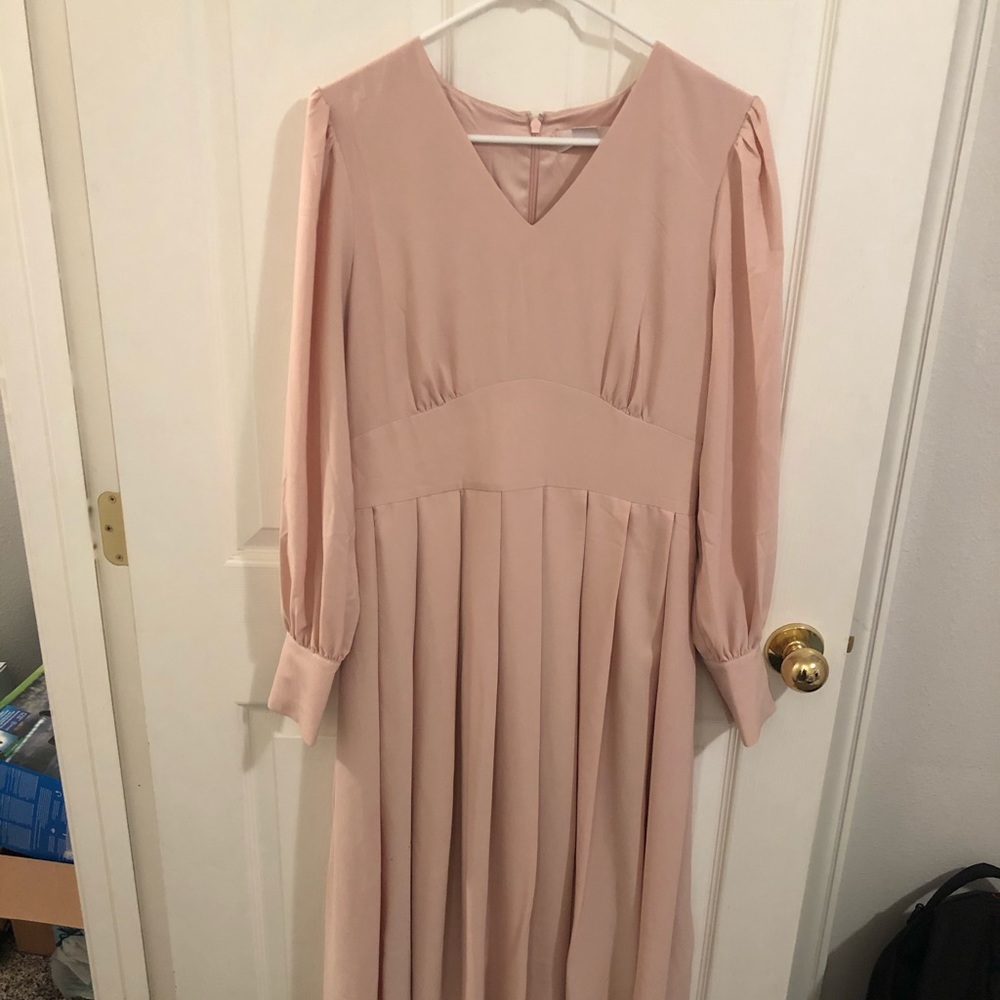 Beautiful Rachel Parcell dress